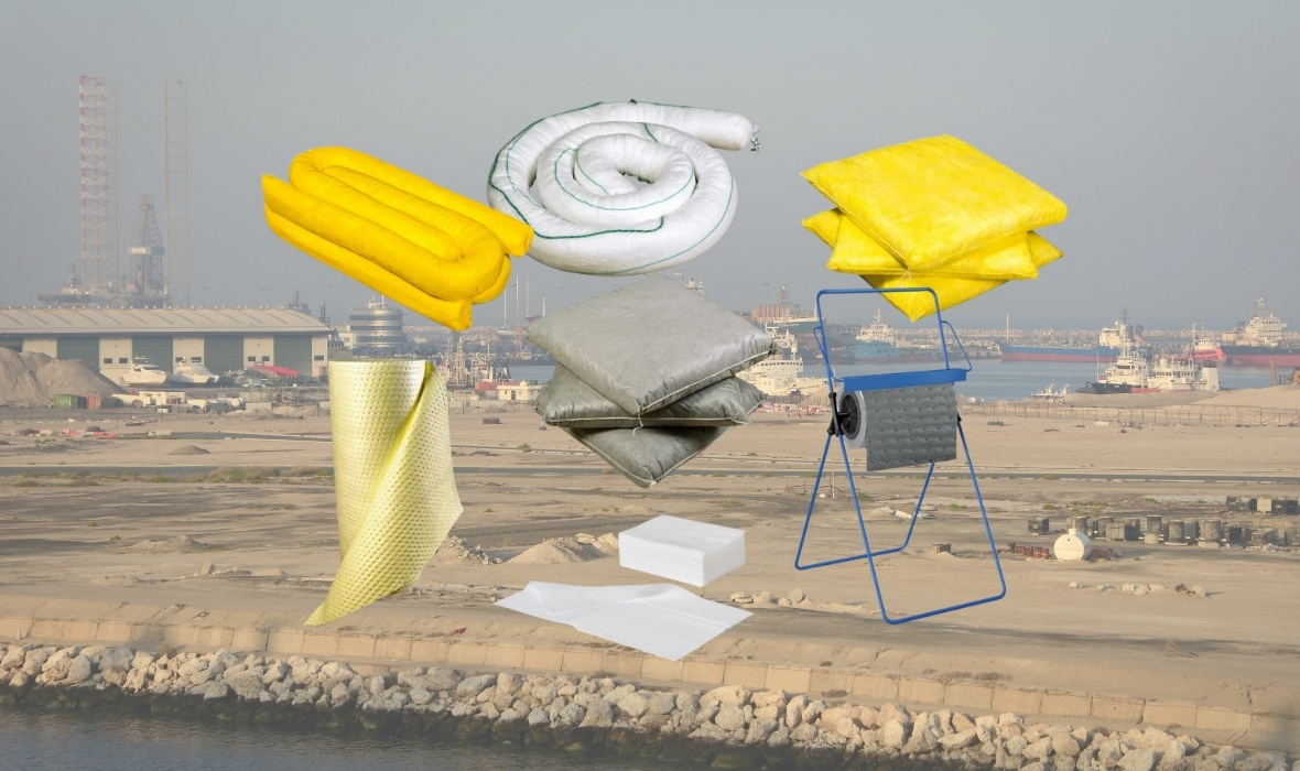 assorbenti industriali in polipropilene az safe per contenimento sversamenti su pavimenti industriali e officine